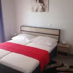 Hotel Villa-meli *