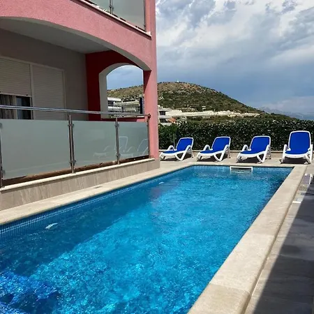 Villa-meli Traù